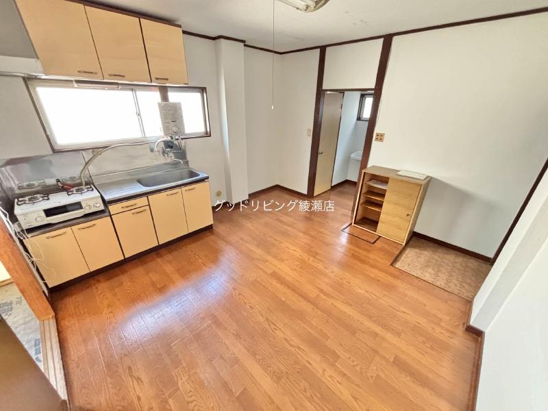 居室・リビング　2025/06/22　201号室