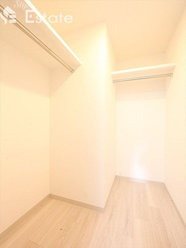 収納　ウォークインクローゼット