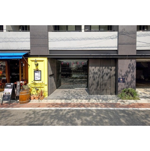 エントランス　エントランス