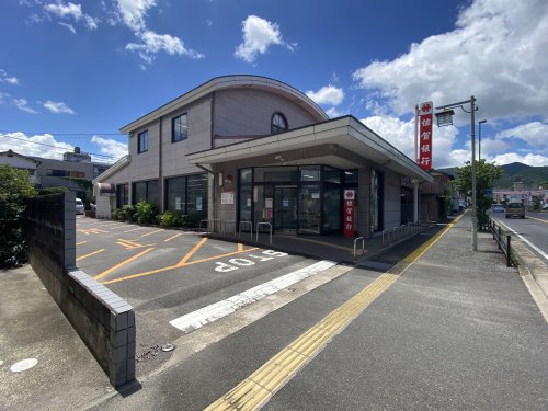 銀行　佐賀銀行嬉野支店（銀行）まで1582m