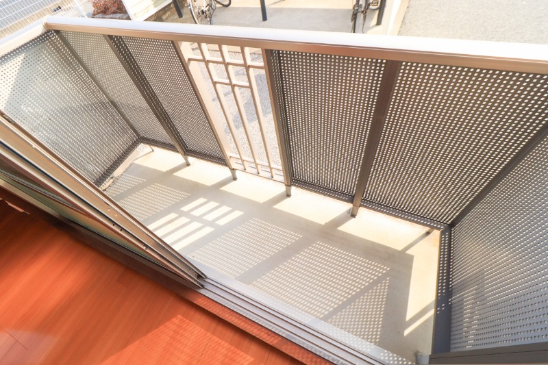 バルコニー　図面と現状に相違がある場合には現状を優先