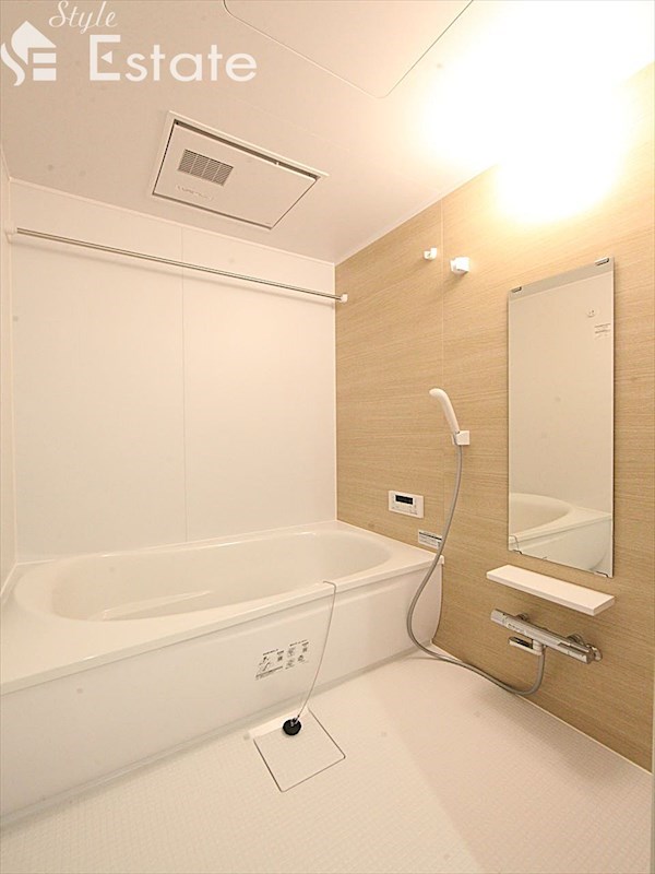 バス・シャワールーム　バスルーム