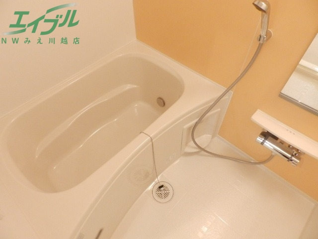 バス・シャワールーム　同型参考写真