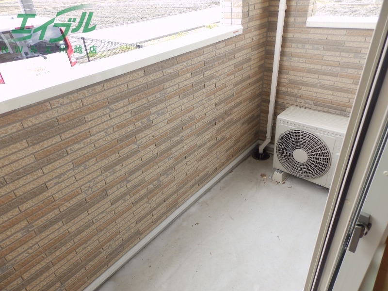 バルコニー　同型参考写真