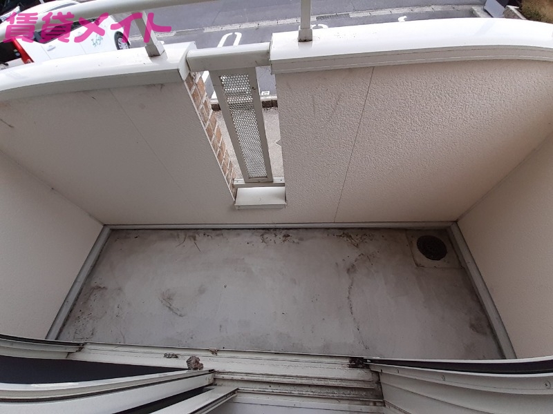 バルコニー　同型参考写真