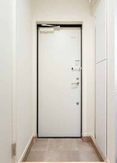 玄関　※同施工会社参考写真