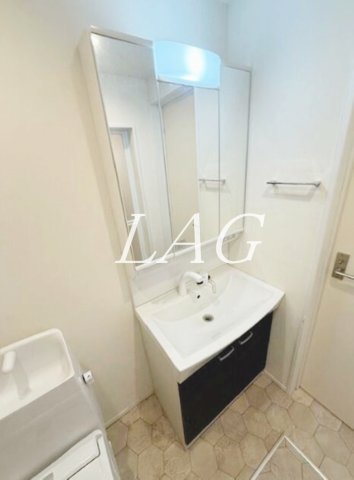 洗面設備　洗面台です。