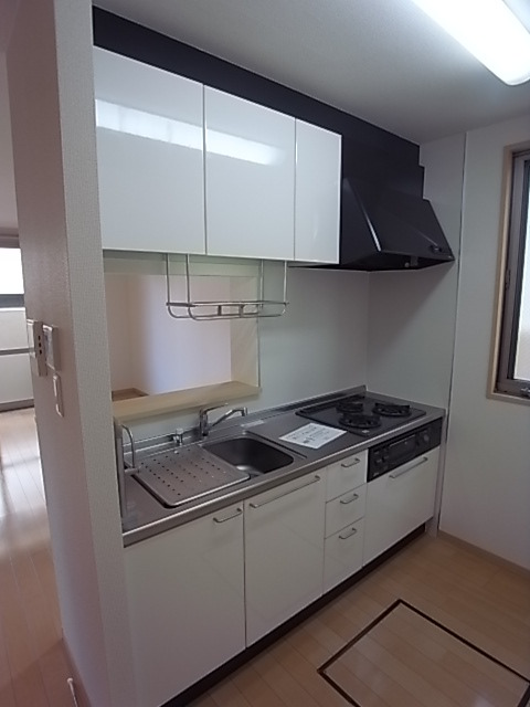 キッチン　カウンターキッチンのシステムキッチン