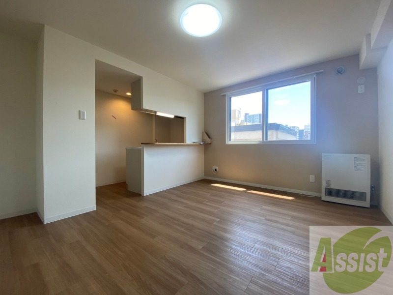 居室・リビング　広くてキレイなお部屋が広がっていて、充実した生活が送れそう。