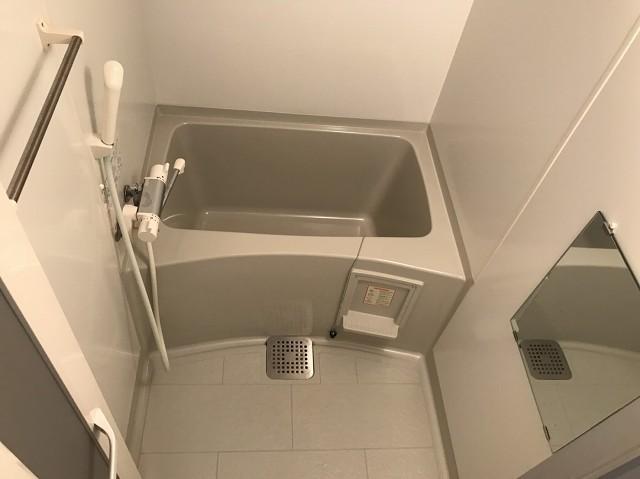 バス・シャワールーム　浴室