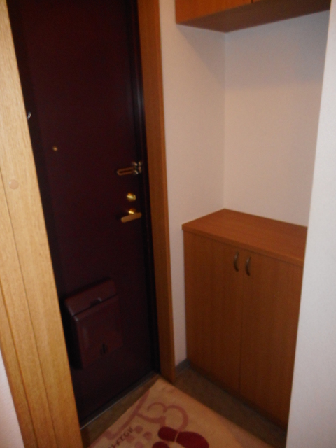 玄関　下駄箱のある玄関