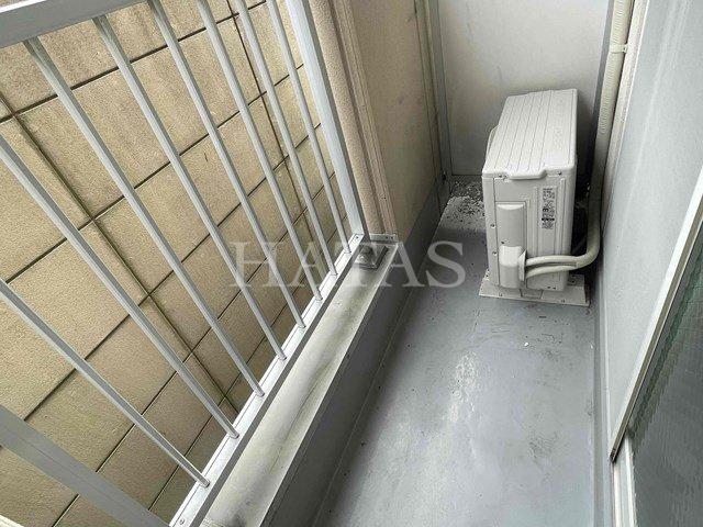 バルコニー　同物件別部屋です。