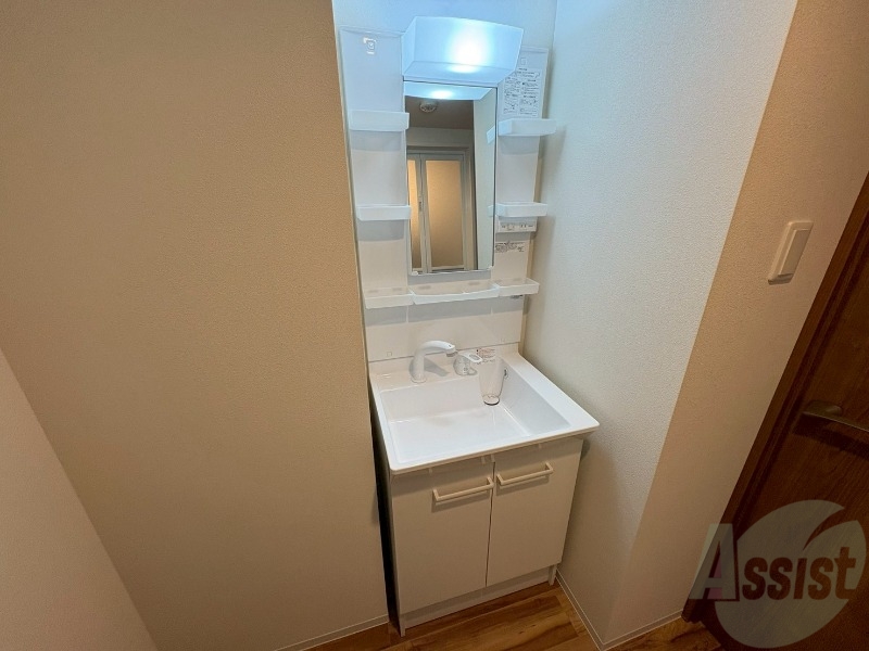 洗面設備　シャンプードレッサーで身支度もラクラクです！