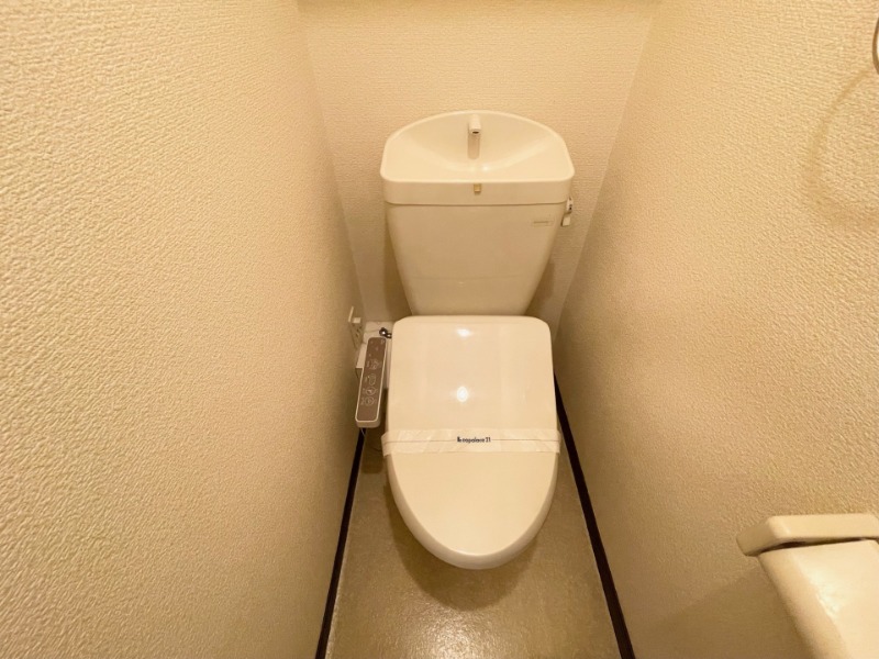 トイレ　別号室イメージ