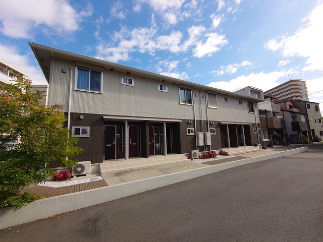 建物外観　お洒落な2階建てアパートです。