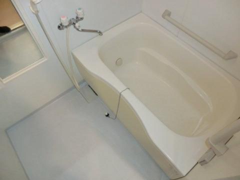 バス・シャワールーム　バス