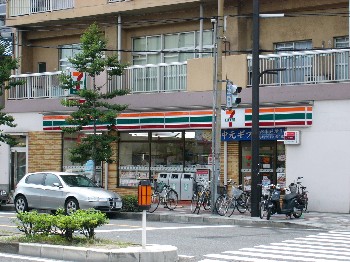 コンビニ　セブンイレブン大阪東中島1丁目店（コンビニ）まで143m