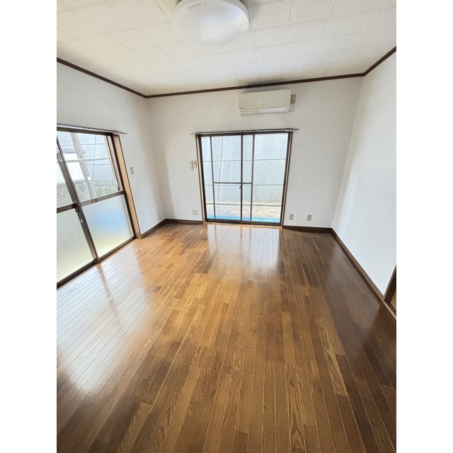 居室・リビング　洋室