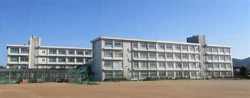 中学校　朝日中学校（中学校）まで1700m