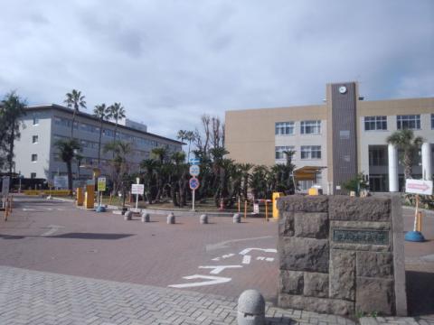 大学・短大　鹿児島大学郡元キャンパス（大学・短大）まで424m