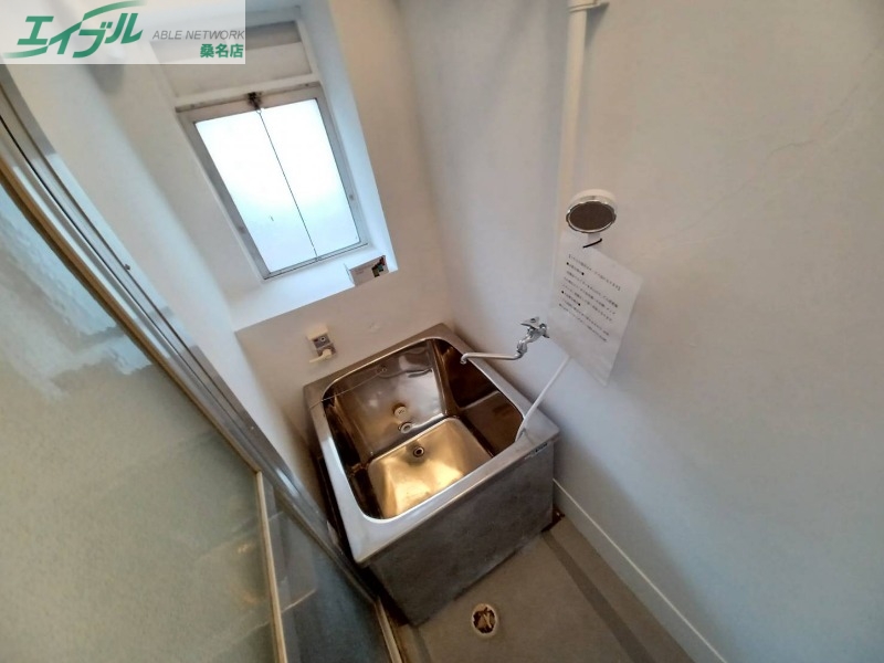 バス・シャワールーム　同物件写真。現状写真を優先とします