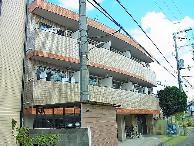 建物外観　豊中市原田元町　（ラフレシア曽根）