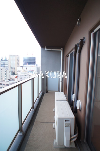 バルコニー　暖かな日差しのふりそそぐバルコニー♪