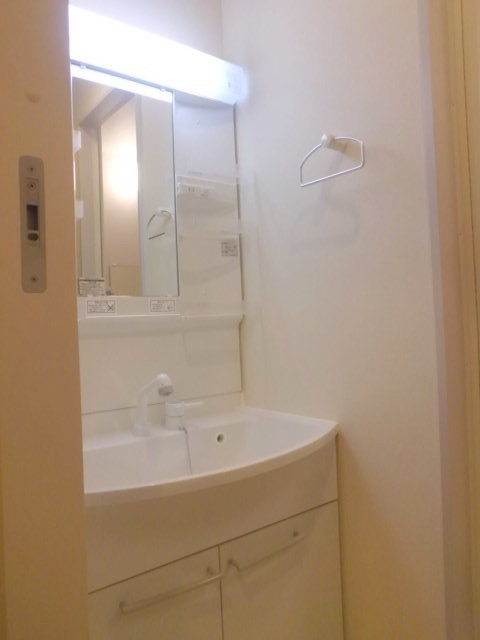 洗面設備　忙しい朝に嬉しいシャンプードレッサー