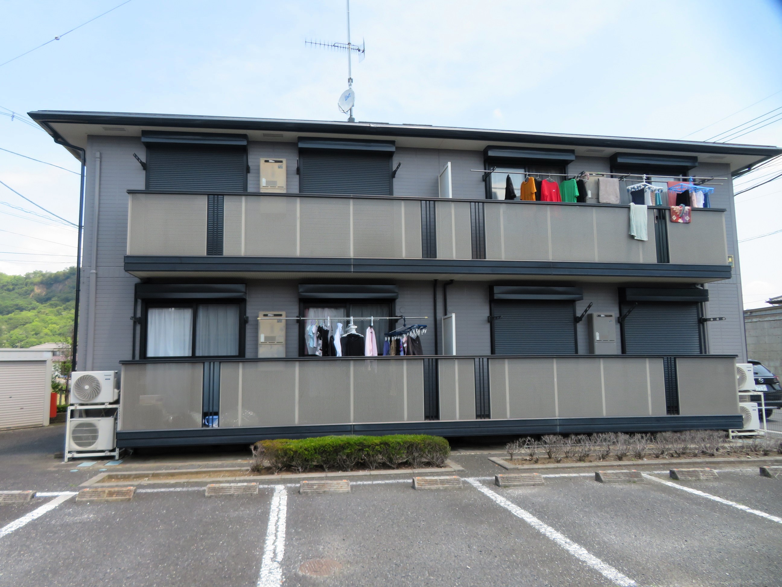 建物外観　人気のD-room！2階2LDK！