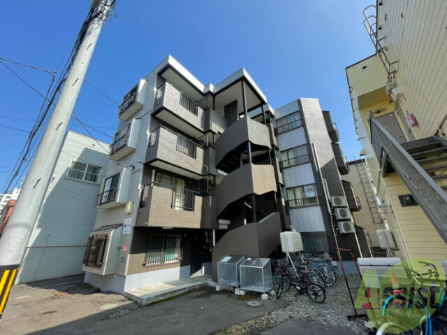 建物外観　札幌市北区北３２条西「ガーデンヒルズ３２」