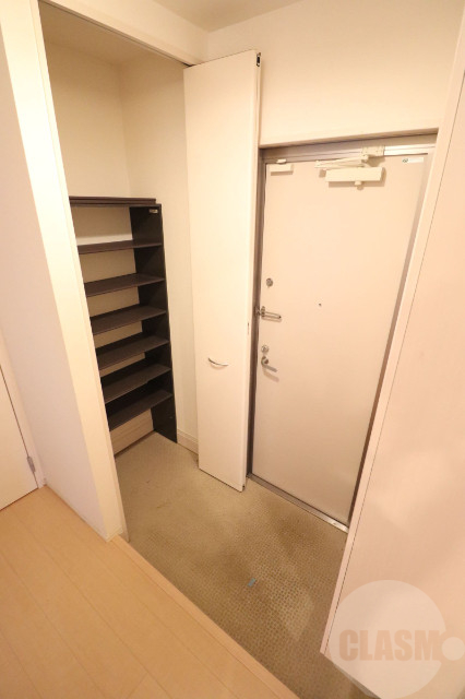 玄関　玄関収納