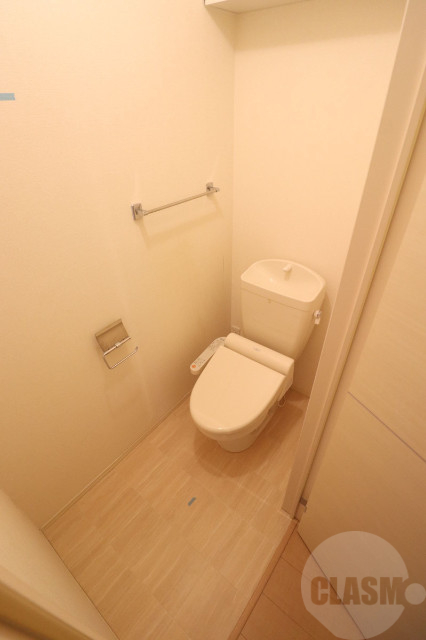 トイレ　温水洗浄便座