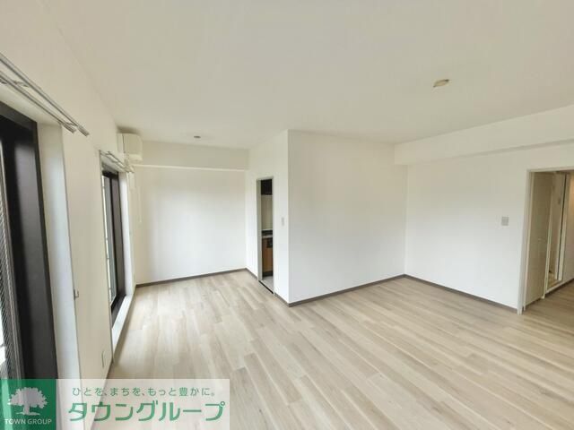 居室・リビング　他号室参考写真