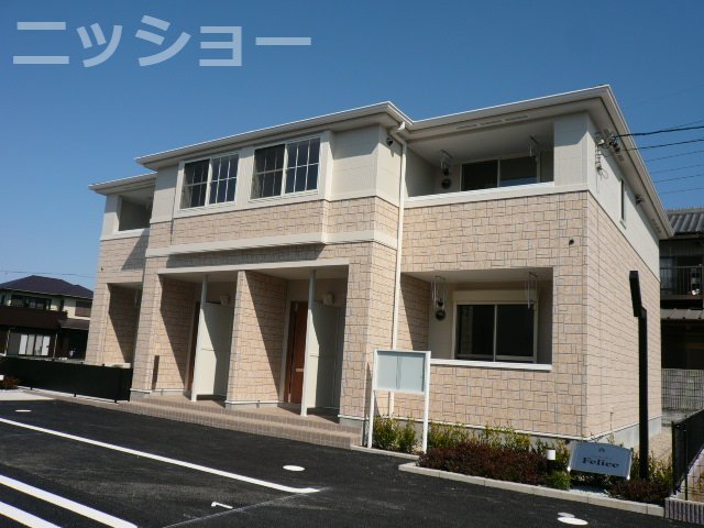 建物外観　外観写真（昼）