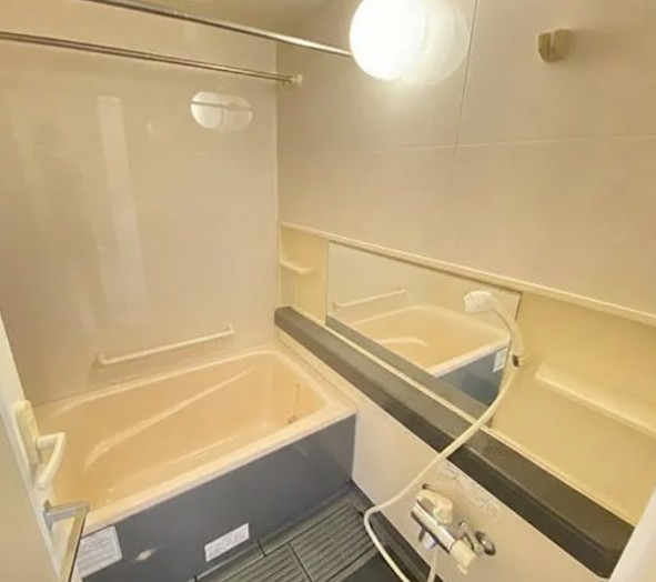 バス・シャワールーム　風呂