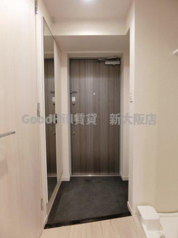 玄関　プレサンス東三国駅前グランクラス