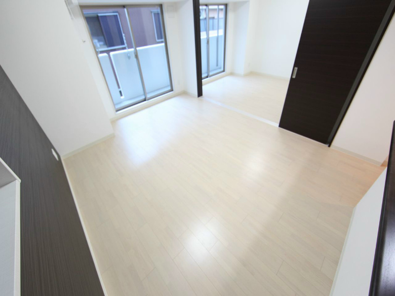 バルコニー　ＬＤＫ15.1帖　洋室7.09帖とつなげても仕切っても使えま