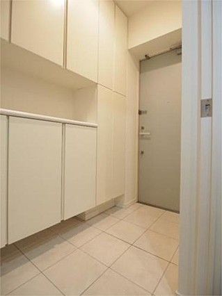 玄関　参考写真