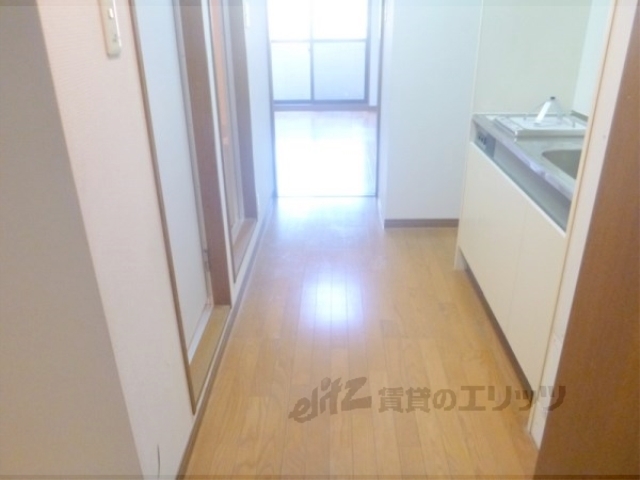 その他部屋・スペース　廊下