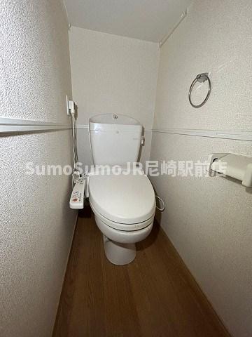 トイレ　ゆったりとした空間のトイレです