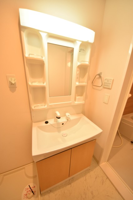 洗面設備　★人気の洗髪洗面化粧台です★