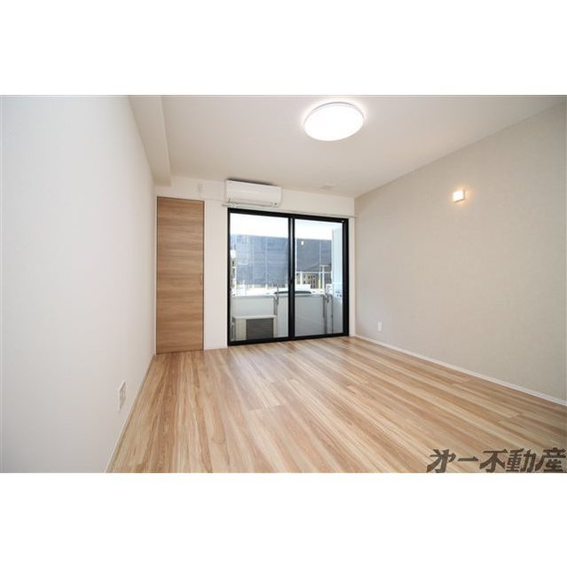 建物外観　洋室