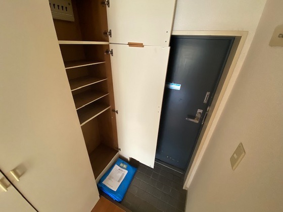 玄関　※別部屋のお写真になります。