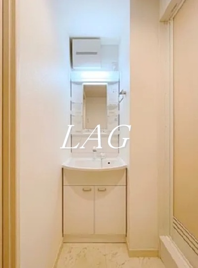 洗面設備　洗面台です。