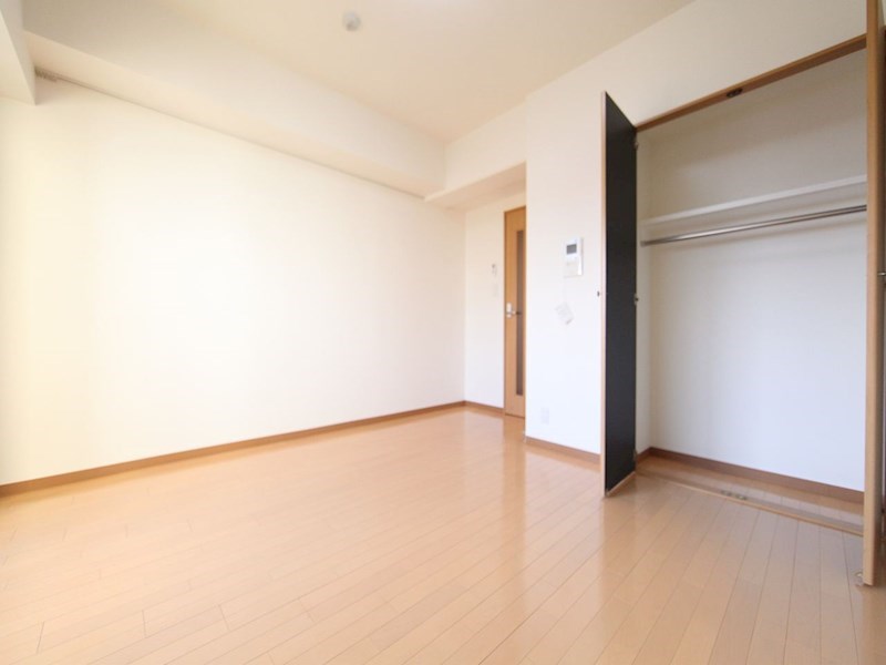 その他部屋・スペース　洋室7.9帖　クローゼット付（収納充実してます）