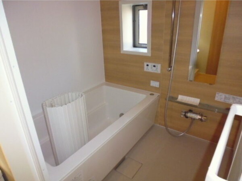 バス・シャワールーム　図面と現状に相違がある場合には現状を優先