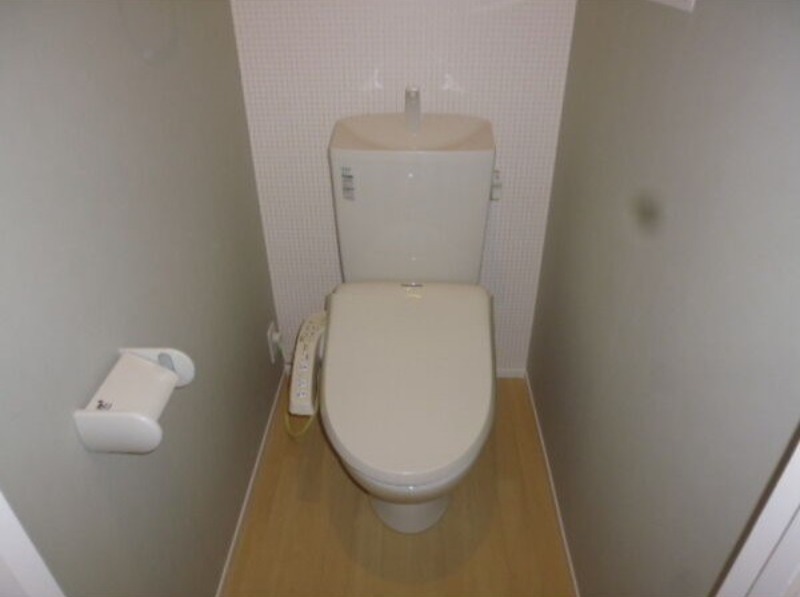 トイレ　図面と現状に相違がある場合には現状を優先