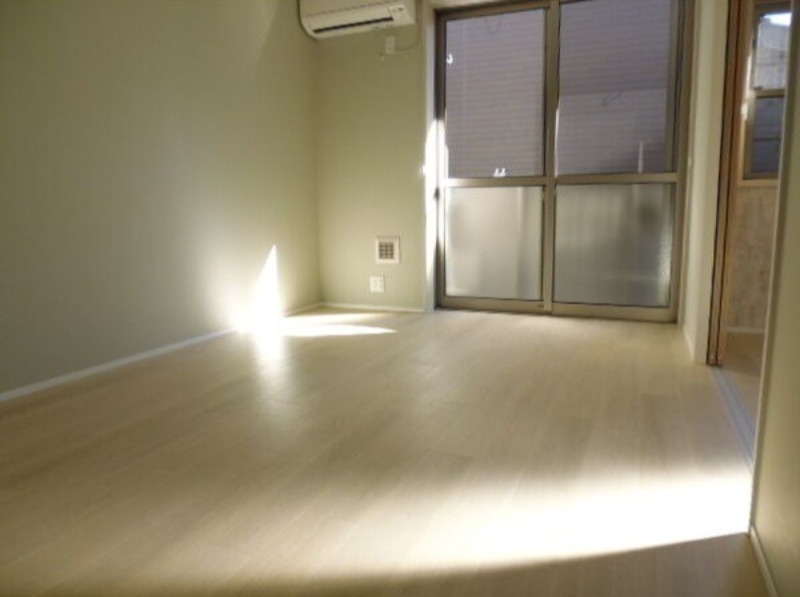 居室・リビング　図面と現状に相違がある場合には現状を優先