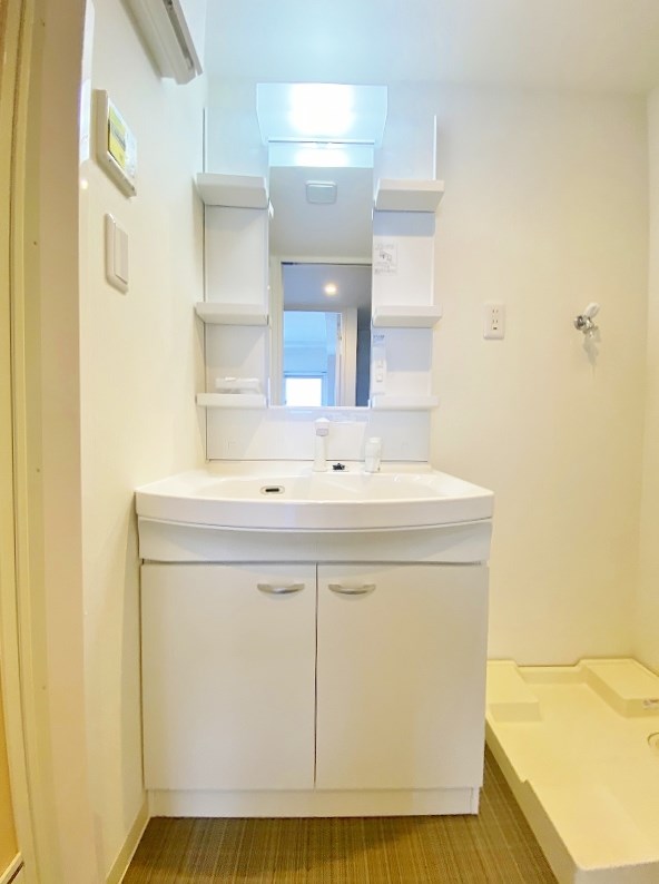 洗面設備　★洗面脱衣所/シャワー付き洗面台★
