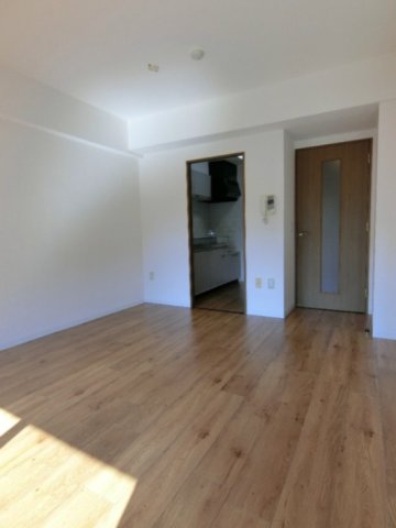 居室・リビング　※別部屋参考写真